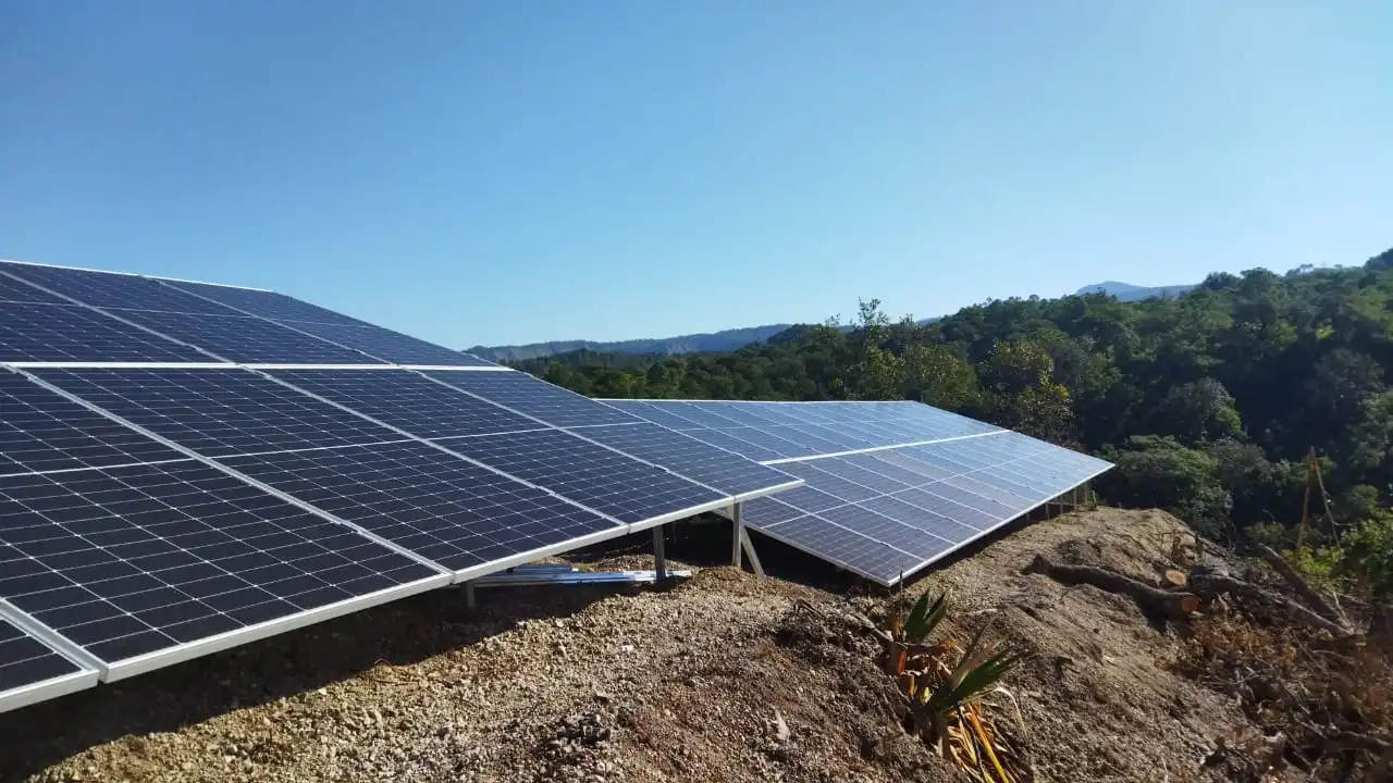 Paneles solares de alta eficiencia-2